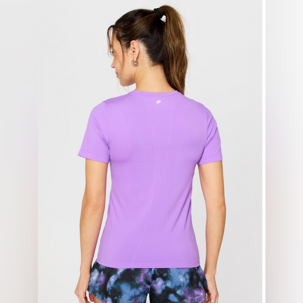 Fabletics Neon Violet Feather Tech Performance Women's Short-Sleeve Active Tee